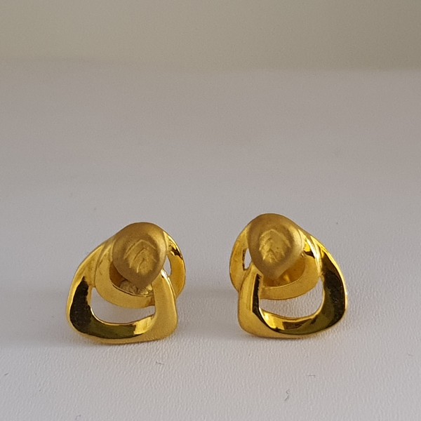 22Kt Plain Gold Earrings/Studs (3.080 Grams)