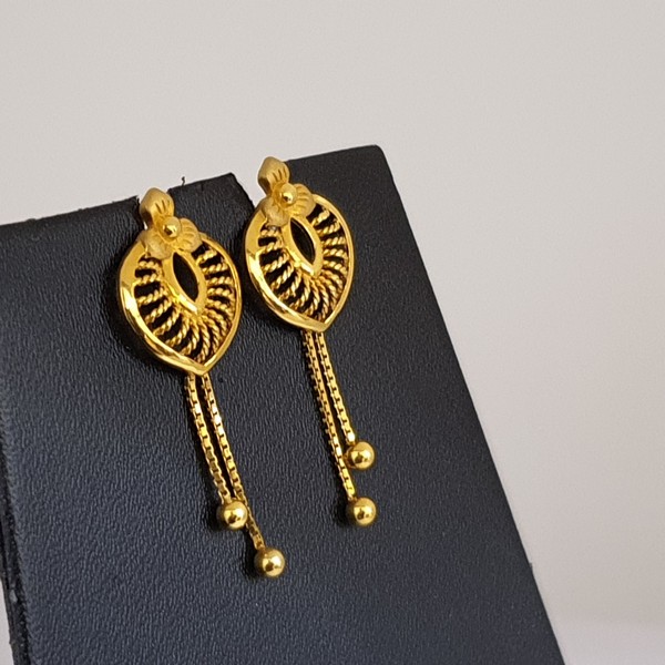 22K Plain Gold Earrings (3.620 Grams) / Ear Studs