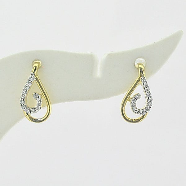 Heart Diamond Earring (0.11ct) in 18Kt Gold (1.500 gram)