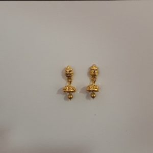 Gold Jhumkas (2.130 Grams) in 22Kt Plain Yellow Gold