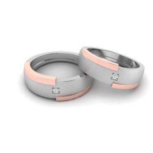 Couple Rings in Platinum and 18K Gold with Diamonds(0.09 Ct)