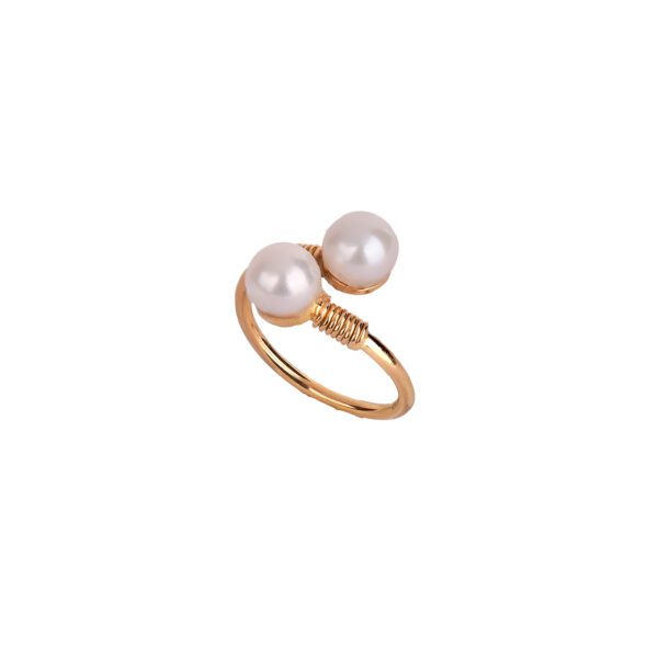 18K Gold Ring with Pearls
