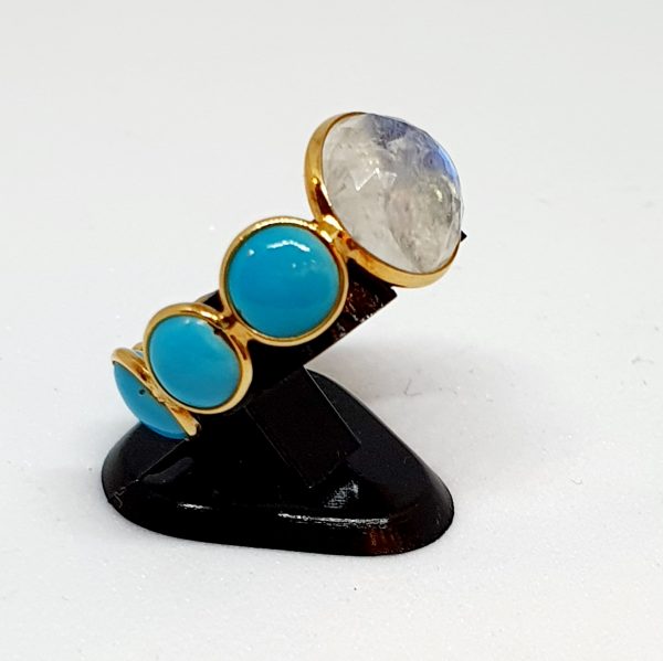 Turquoise Ring With Moonstone In 18Kt Yellow Gold