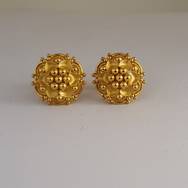 Stylish Gold Polish American Diamond Tops Earrings