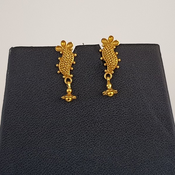 Plain Gold Earrings (2.020 Grams) in 22Kt Plain Yellow Gold