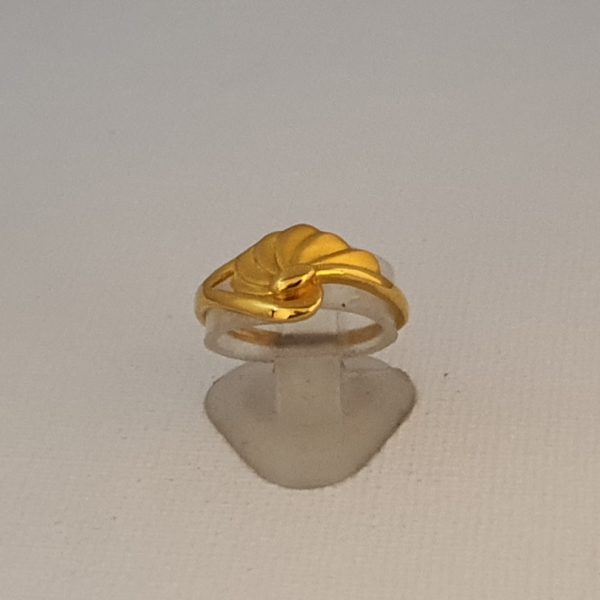 Women's Gold Ring (2.050 Grams) in 22Kt Yellow Gold