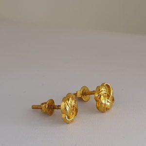 Plain Gold Earrings (2.430 Grams), 22Kt Plain Yellow Gold Jewellery – Gold Ear Tops