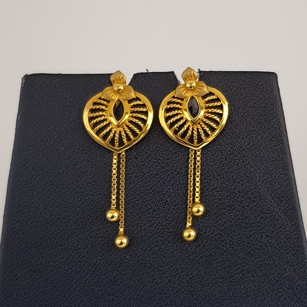 Plain Gold Earrings (3.620 Grams), 22Kt Plain Yellow Gold Jewellery – Ear  Studs | Mohan Jewellery