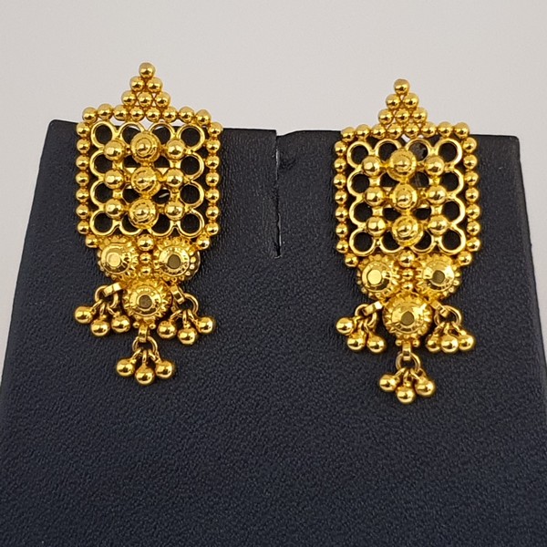 Plain Gold Earrings (5.860 Grams), 22Kt Plain Yellow Gold Jewellery – Ear Studs